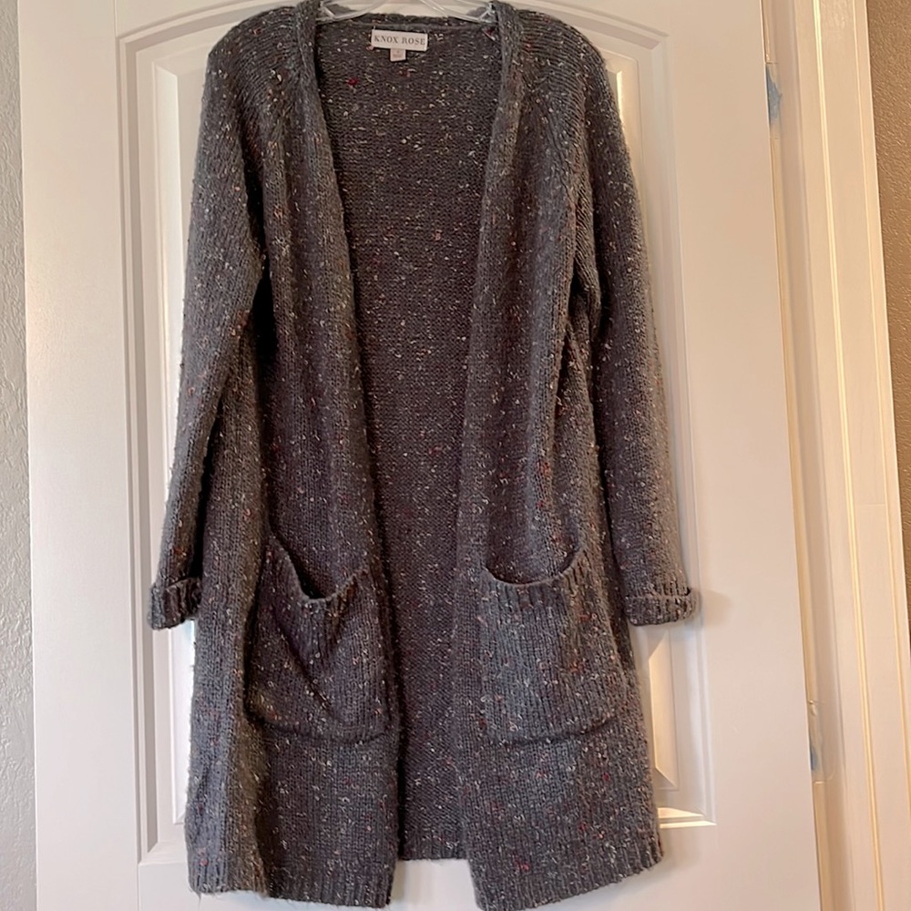 Worn twice, Knox Rose sweater, super soft!